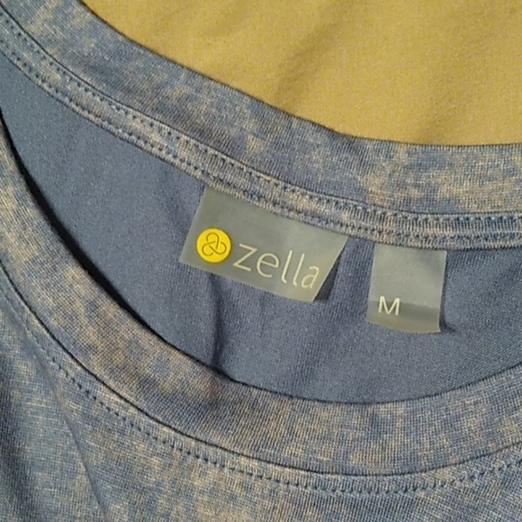 $DROP⬇️ Zella Workout Top - Picture 2 of 5